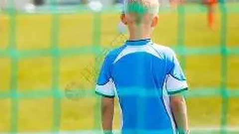 美国橄榄球巨星意外登陆中国，篮球足球独霸时代结束，橄榄球风头正劲！